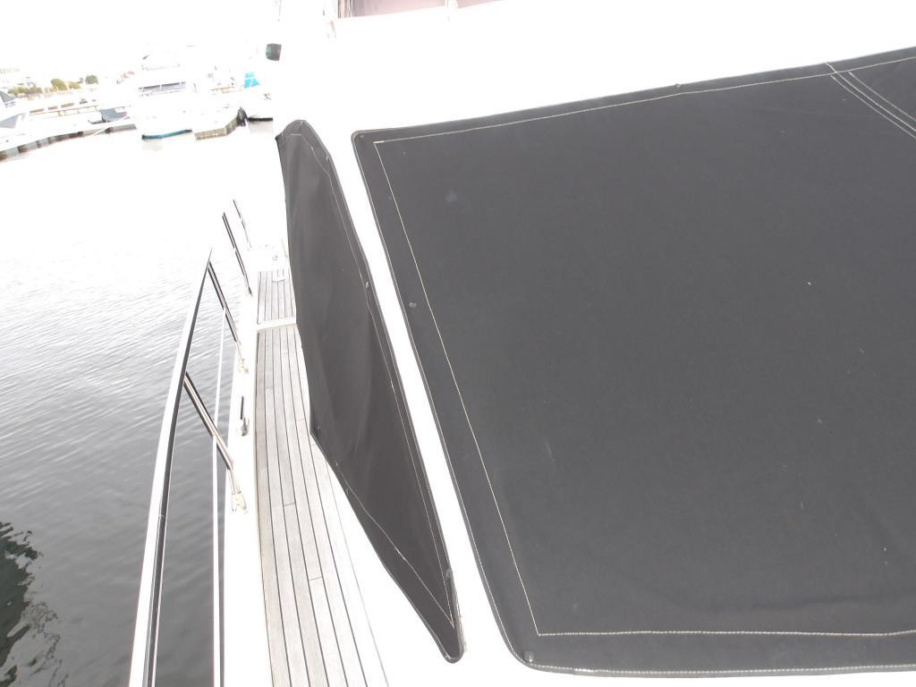 banner_090756-azimut-yachts-38