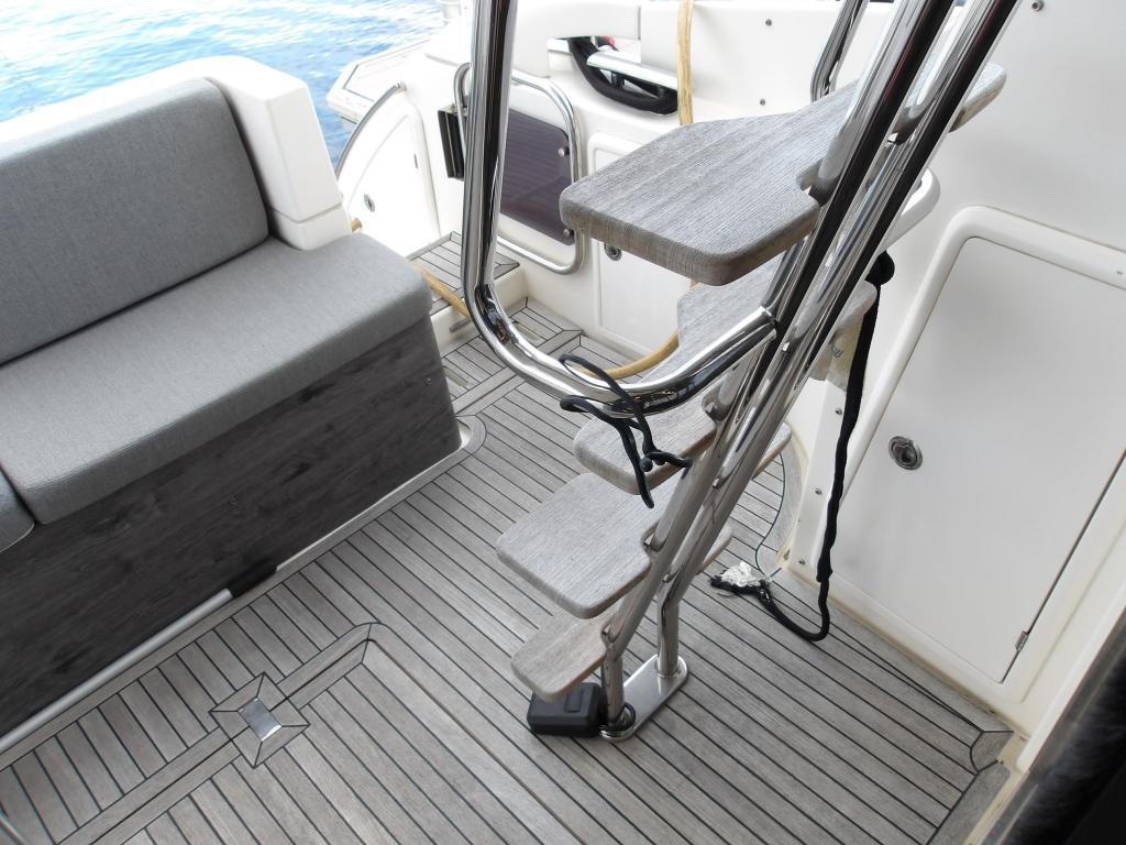 banner_090756-azimut-yachts-38