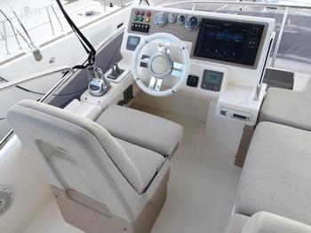 thumb_090756-azimut-yachts-38