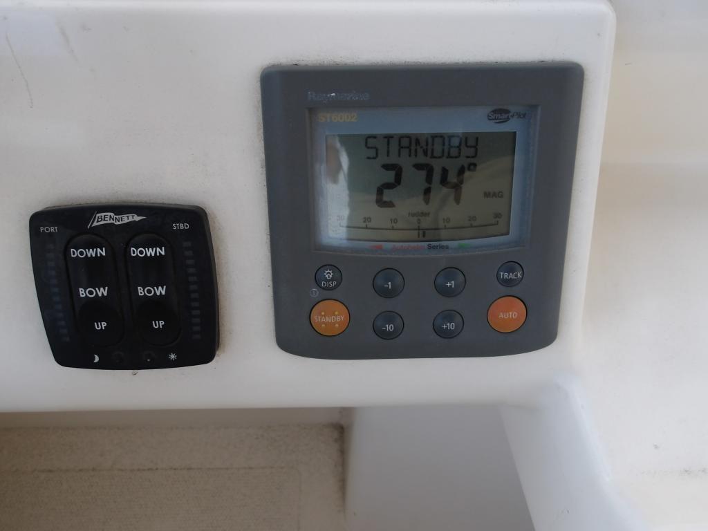 banner_090756-azimut-yachts-38