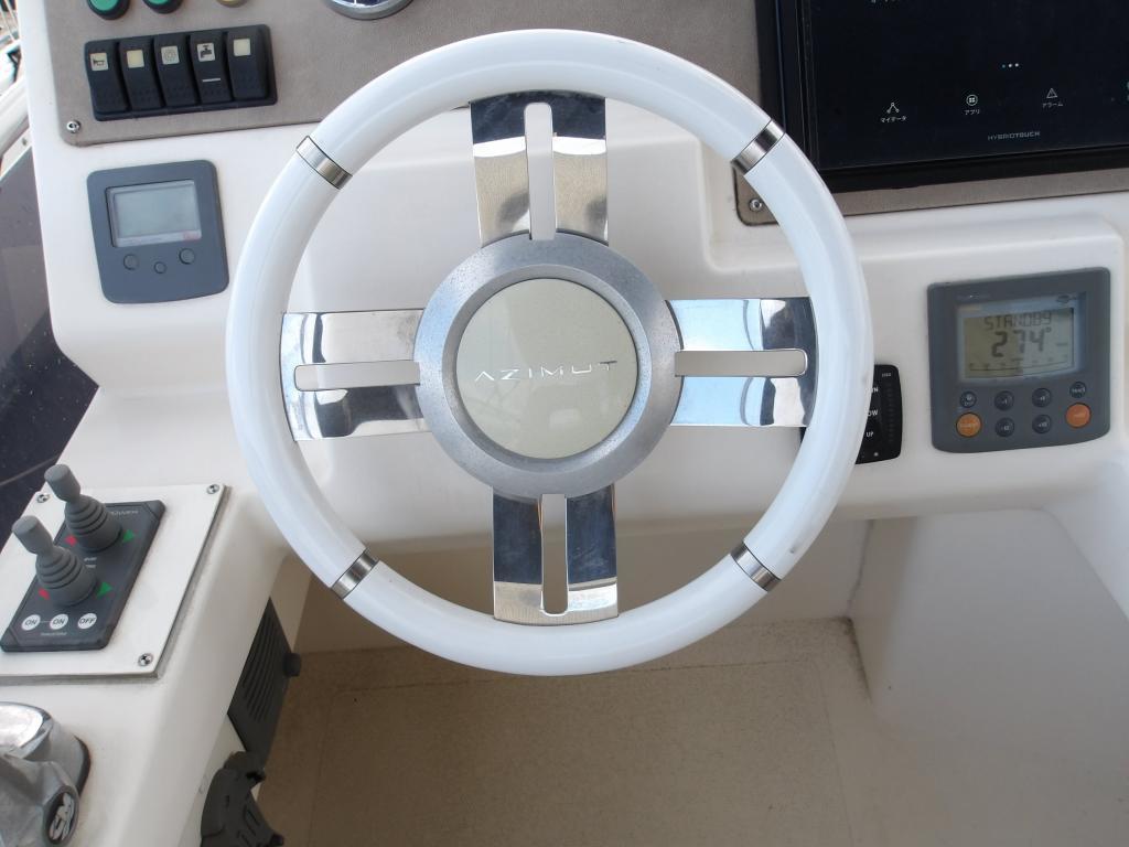 banner_090756-azimut-yachts-38