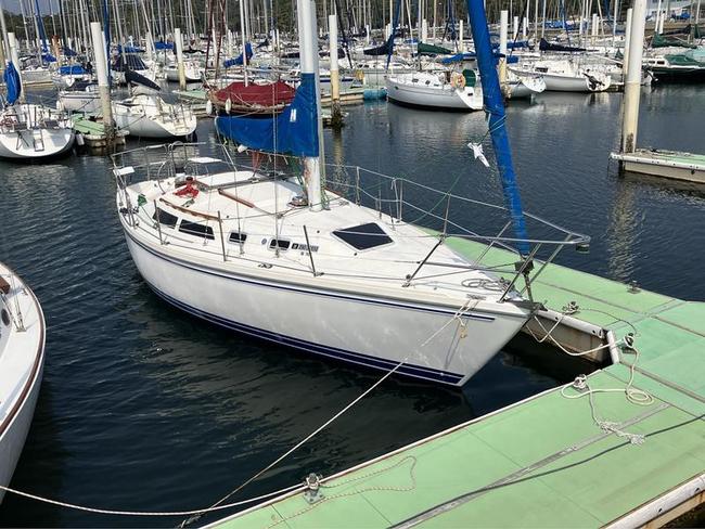 medium_091008-catalina-yachts-30
