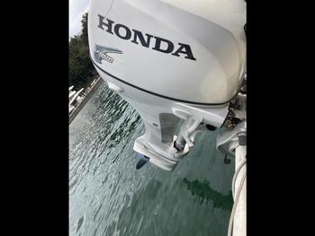 thumb_091019-yamaha-w-14