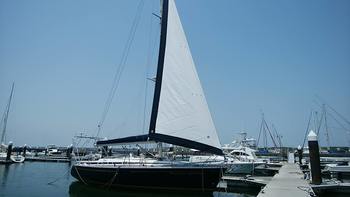 thumb_091022-bavaria-sailing-yachts-390-lagoon