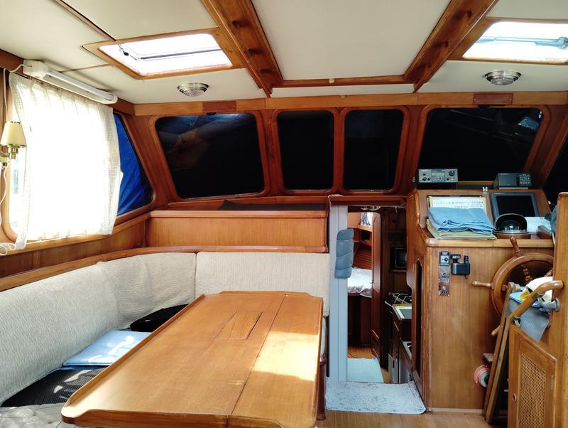 banner_091093-celestial-yachts-49