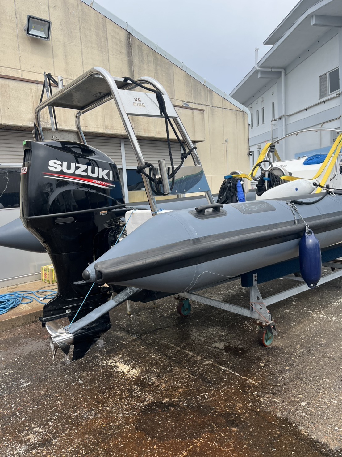 banner_091209-xs-ribs-xs-750