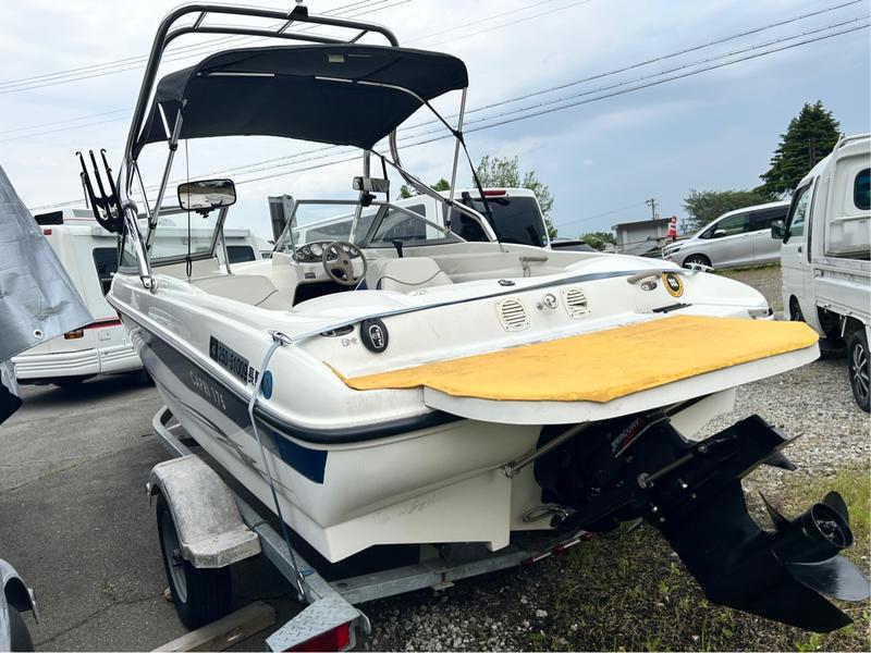 banner_091507-bayliner-1700-capri