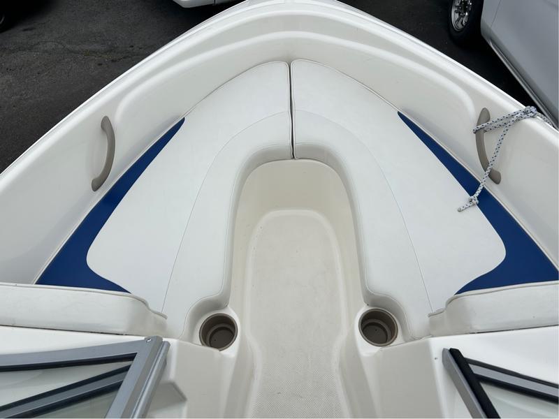 banner_091507-bayliner-1700-capri