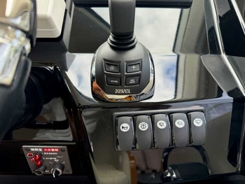 thumb_091512-yamaha-exult-36-sport-salon