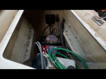 thumb_091790-nissan-wing-fisher-23
