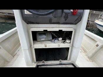 thumb_091801-yamaha-fw-23