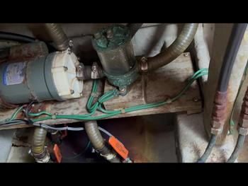 thumb_091804-yamaha-pc-36-pacific-cruiser-36