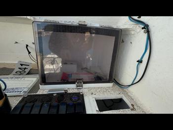 thumb_091806-yanmar-de25b