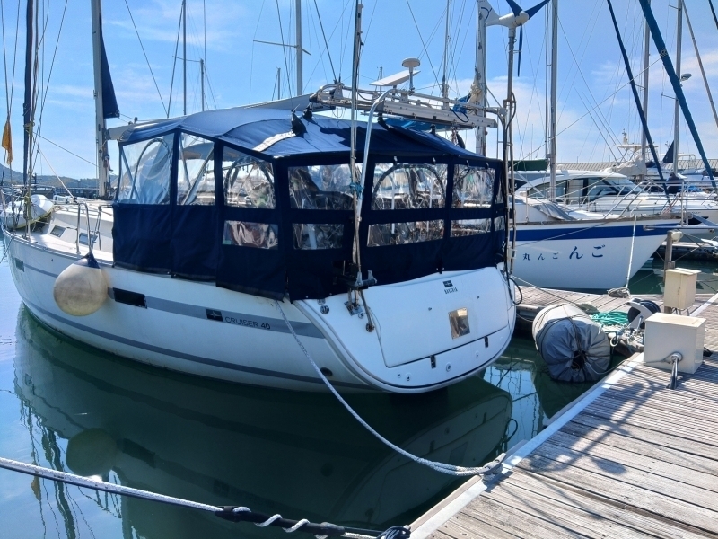 banner_090988-bavaria-sailing-yachts-40