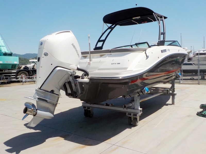 banner_091945-sea-ray-230-spx