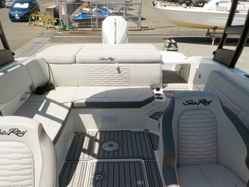 thumb_091945-sea-ray-230-spx