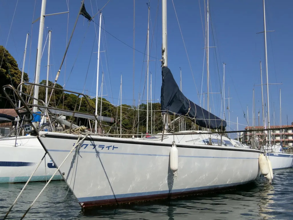 banner_091988-dehler-yachts-38