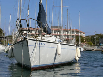 thumb_091988-dehler-yachts-38