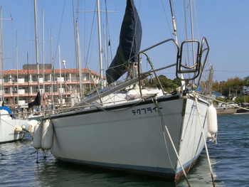thumb_091988-dehler-yachts-38