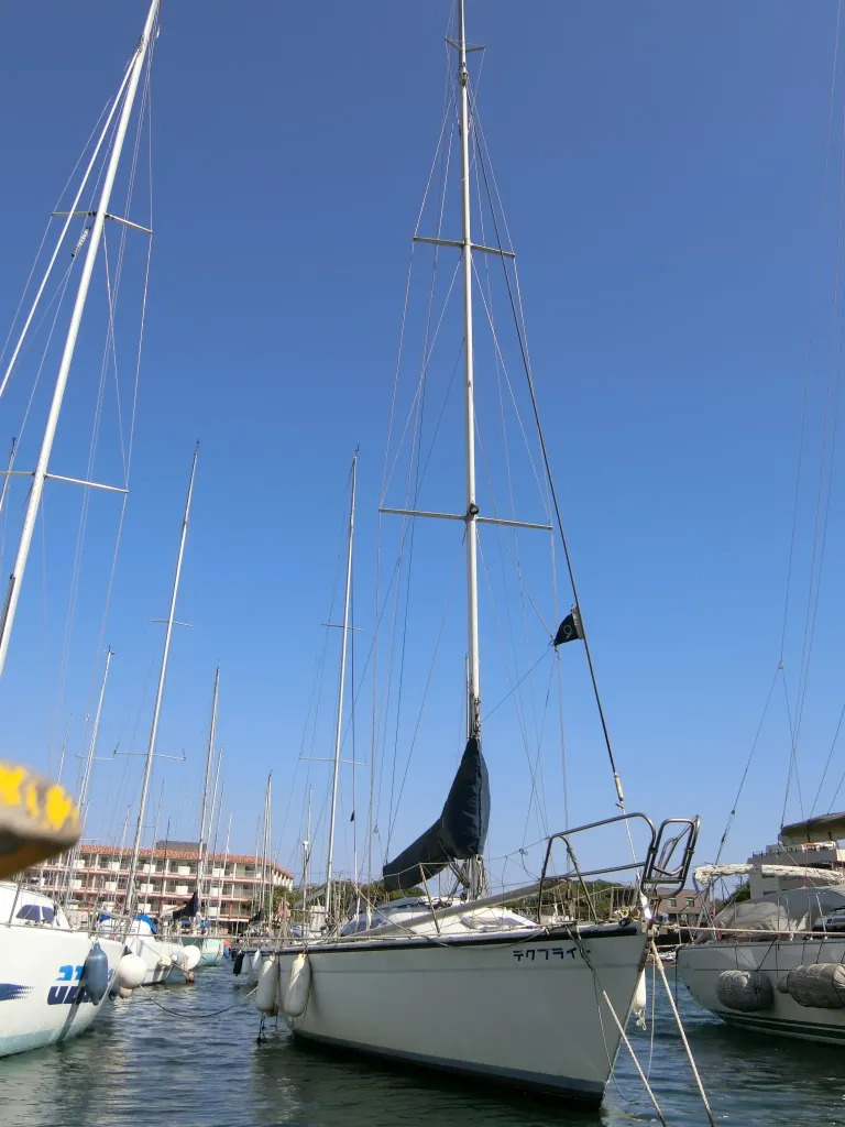 banner_091988-dehler-yachts-38