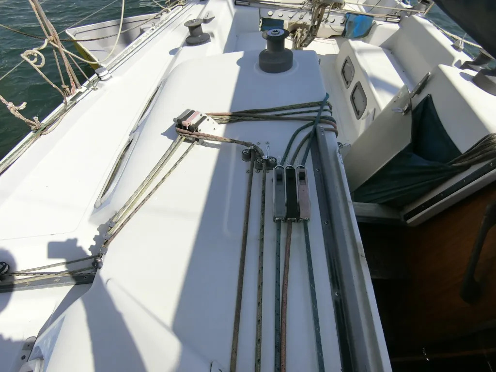 banner_091988-dehler-yachts-38