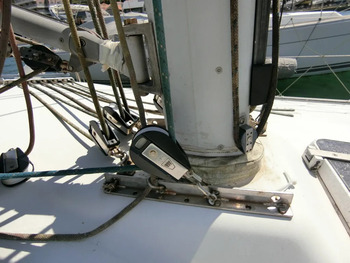 thumb_091988-dehler-yachts-38