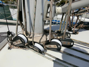thumb_091988-dehler-yachts-38