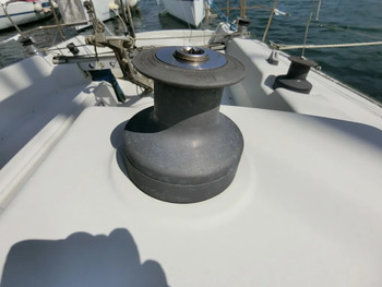 thumb_091988-dehler-yachts-38