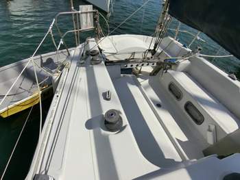 thumb_091988-dehler-yachts-38