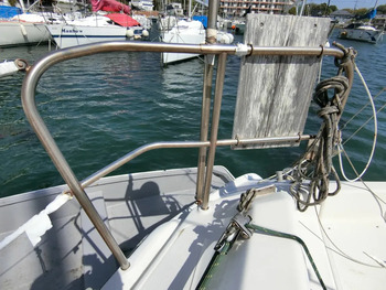 thumb_091988-dehler-yachts-38