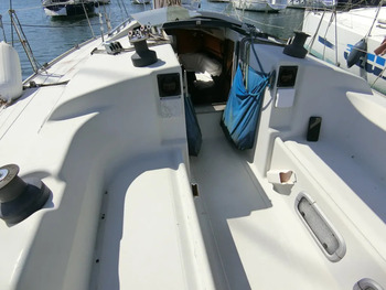 thumb_091988-dehler-yachts-38