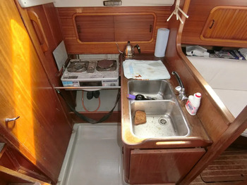 thumb_091988-dehler-yachts-38