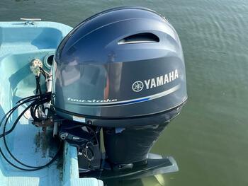 thumb_092000-yamaha-w-27