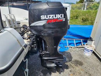 thumb_092005-mercury-marine-sea-bream-mf630