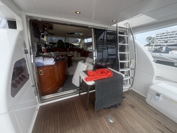 thumb_092051-azimut-yachts-58