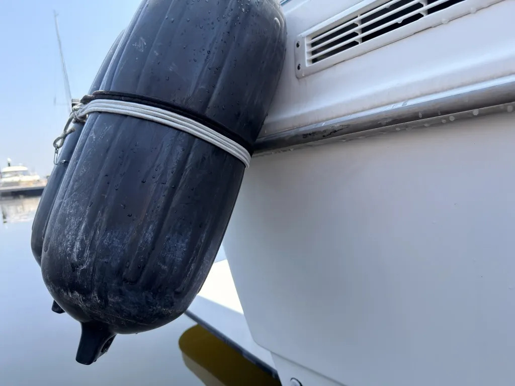 banner_092040-bayliner-2858-ciera