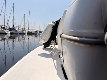 thumb_092040-bayliner-2858-ciera