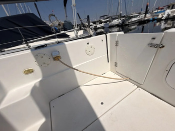 thumb_092040-bayliner-2858-ciera