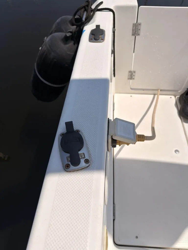 banner_092040-bayliner-2858-ciera