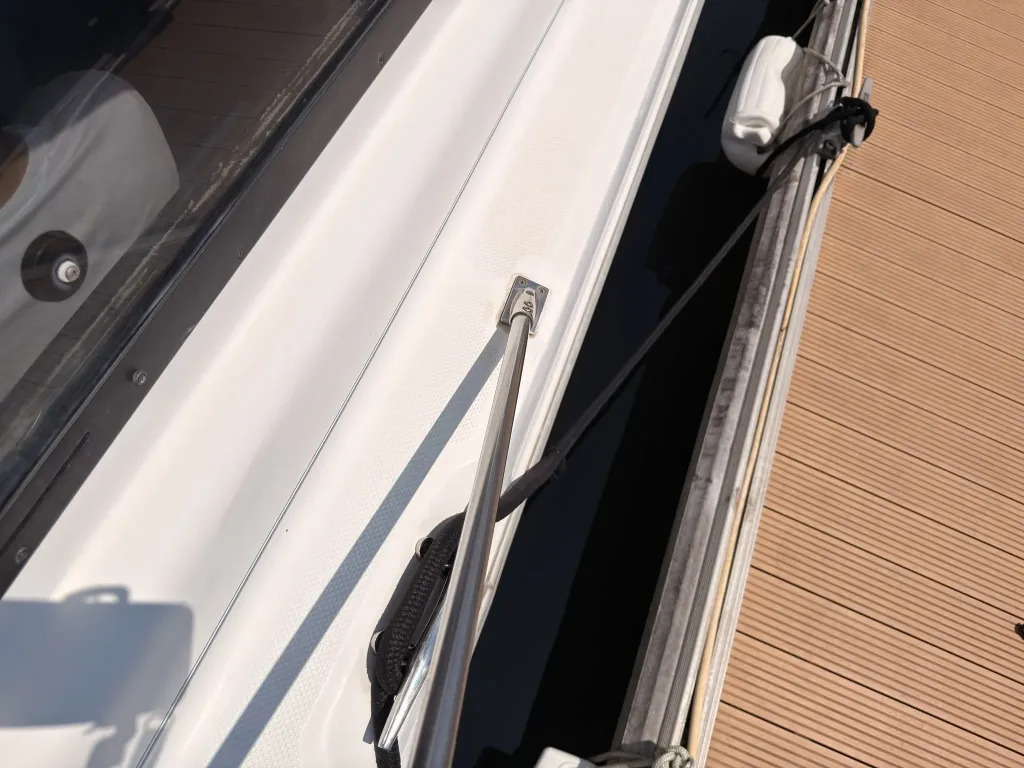 banner_092040-bayliner-2858-ciera