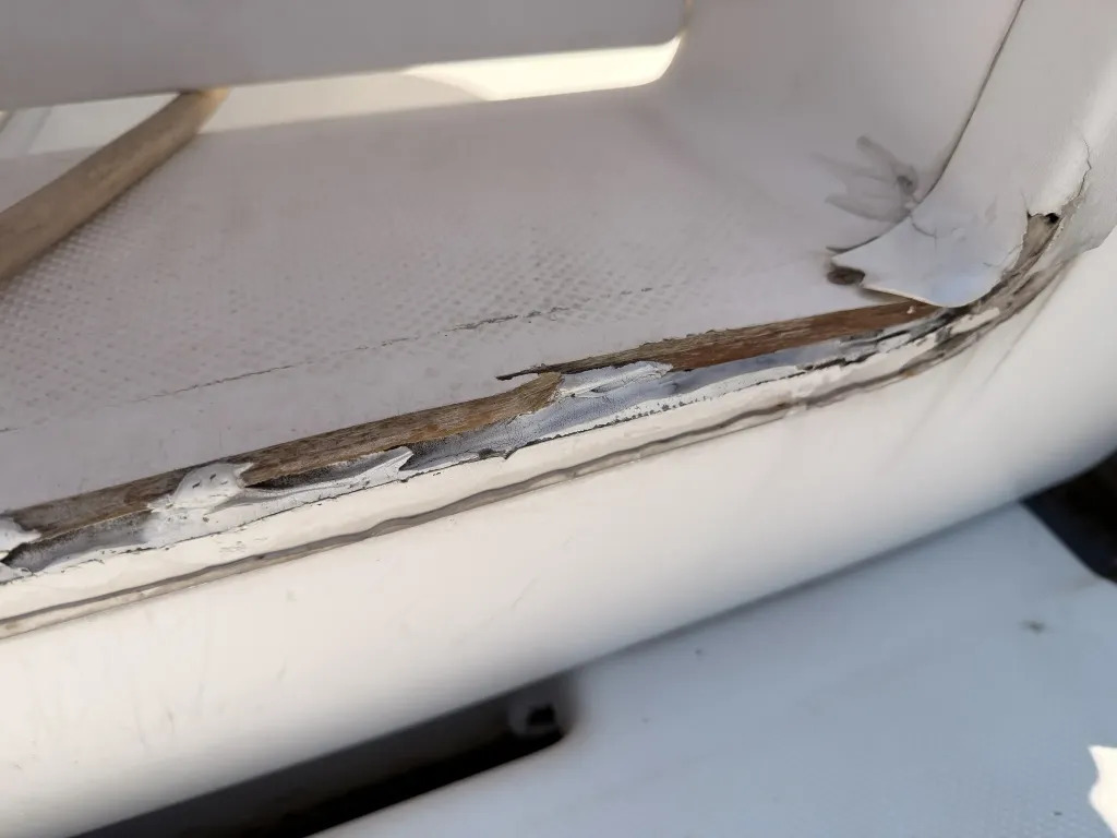 banner_092040-bayliner-2858-ciera