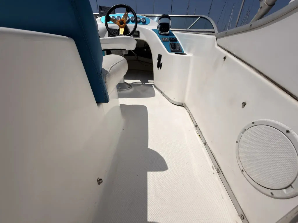 banner_092040-bayliner-2858-ciera