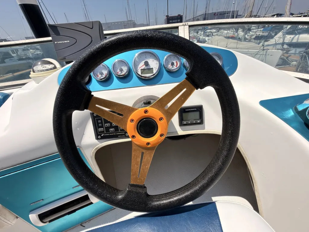 banner_092040-bayliner-2858-ciera