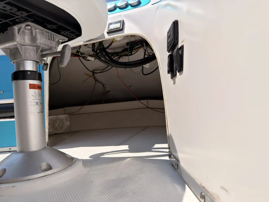 banner_092040-bayliner-2858-ciera