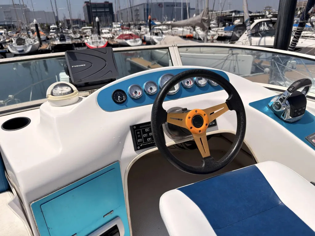 banner_092040-bayliner-2858-ciera