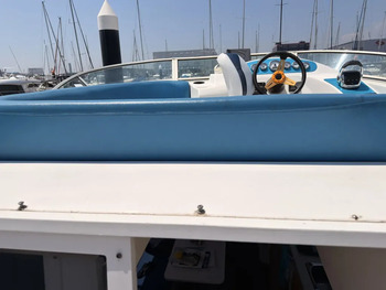 thumb_092040-bayliner-2858-ciera