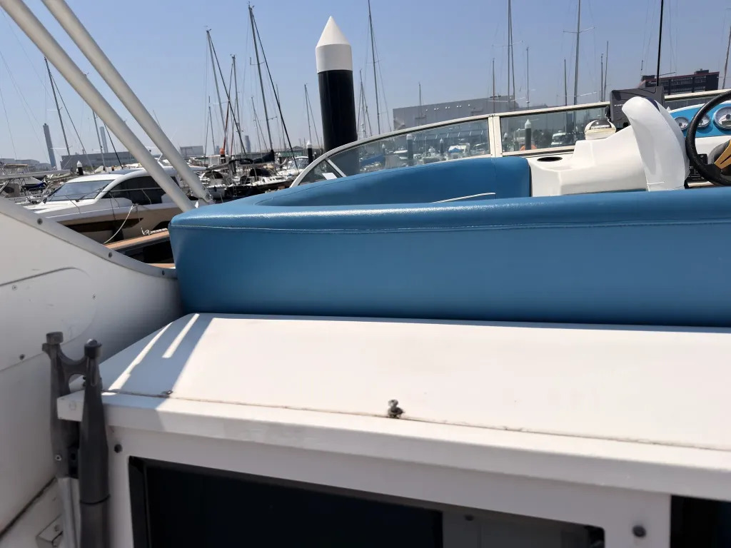 banner_092040-bayliner-2858-ciera