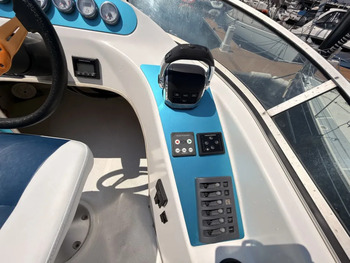 thumb_092040-bayliner-2858-ciera