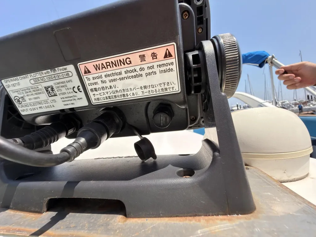 banner_092040-bayliner-2858-ciera