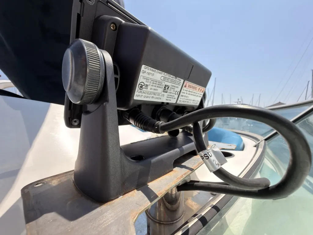 banner_092040-bayliner-2858-ciera